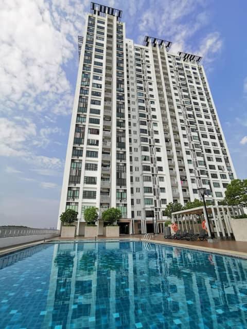 0803 Family Bukit Indah Tvbox Wifi Games Toy Apartemen