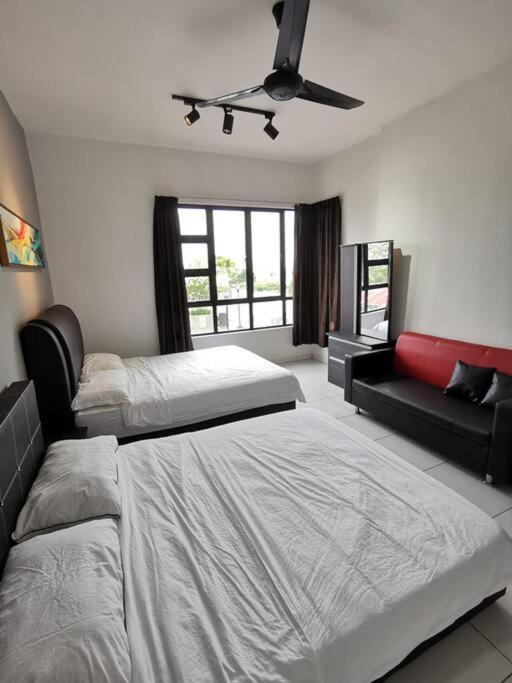 0803 Family Bukit Indah Tvbox Wifi Games Toy Apartemen *