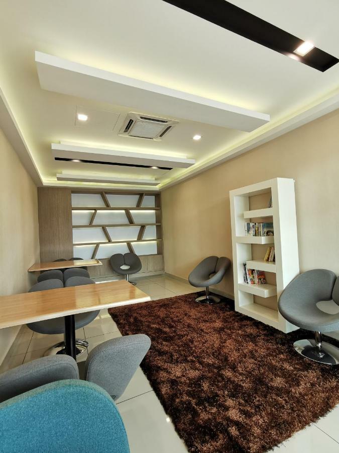 0803 Family Bukit Indah Tvbox Wifi Games Toy Apartemen *